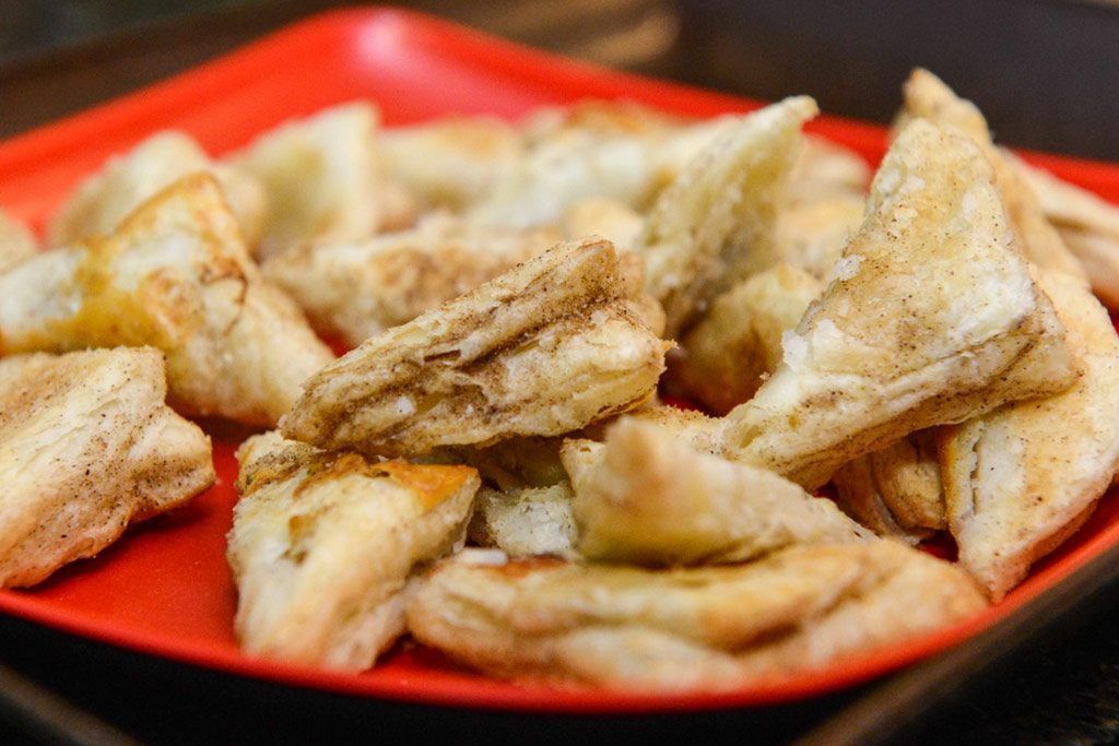 Folhado de Banana Com Canela